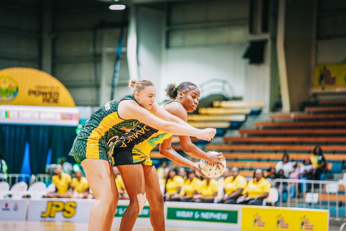 Halftime hustle! Jamaica U21 trails South Africa U1 : 16-25 

Plenty of game left to play—let’s bring the fire in the second half! 🔥💛💚 

#SunshineGirls #StayFocused #NetballAction #NetballJamaica