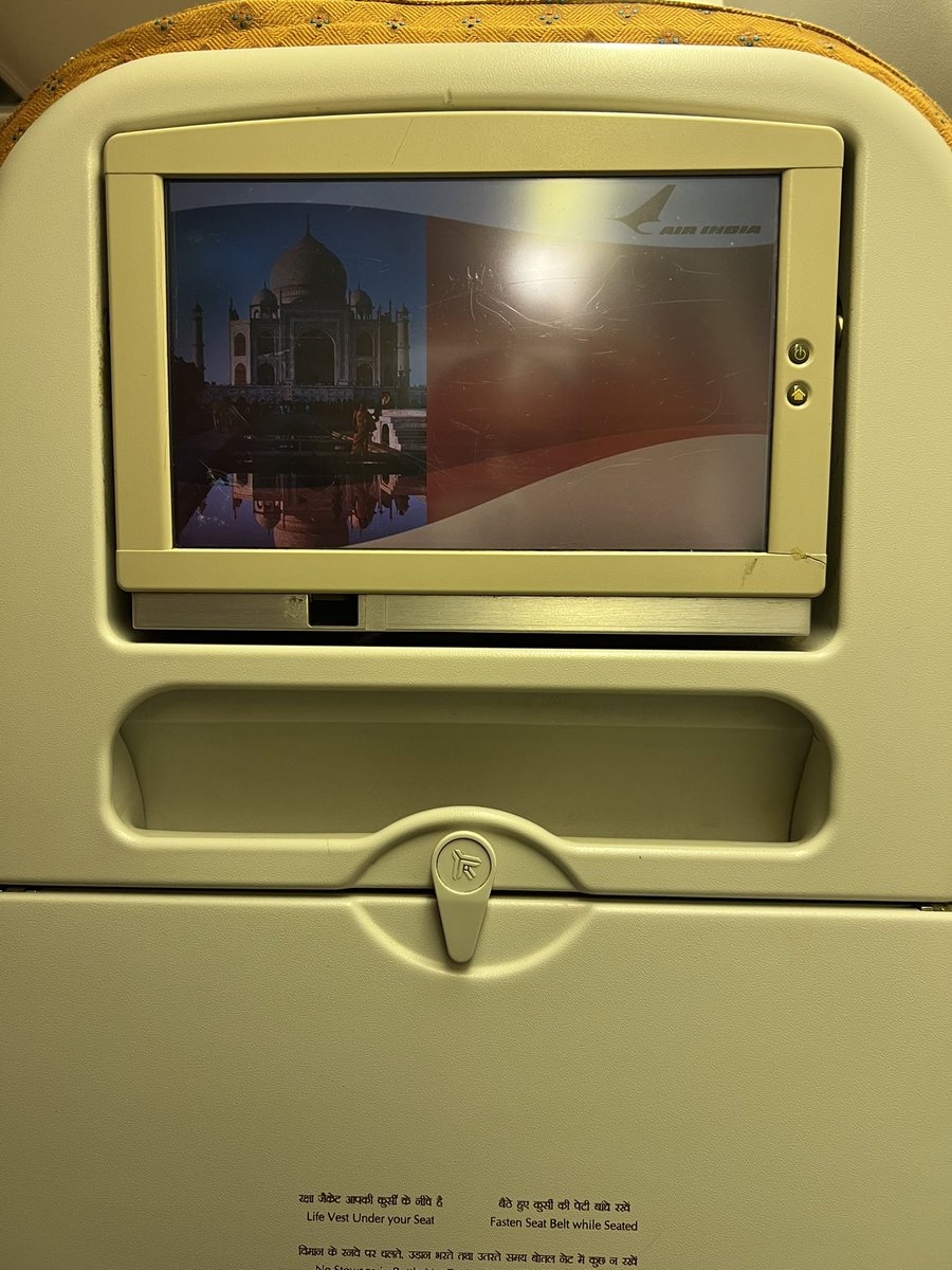 amreshvaidya's tweet photo. @airindia #VtAlm aircraft flight #AI191 #BOM to #EWR deplorable conditions in the plane. Extra luggage was $200, charged $250. #fraud airline. DO NOT FLY. 16.5 hrs flight. https://t.co/HvbeaKXrQL
