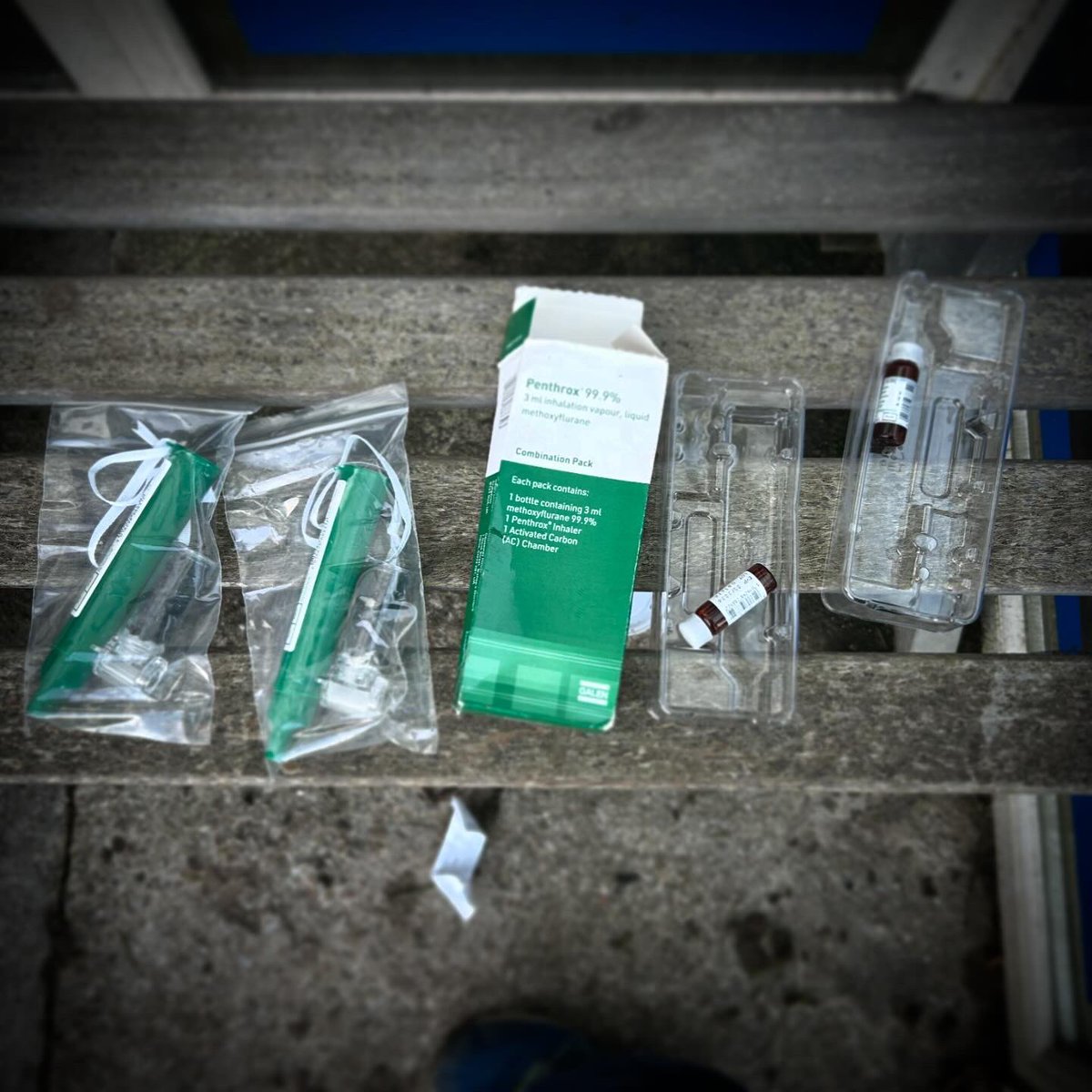 owenmorgs's tweet photo. A fast and big hitting game of #rugby today between @bridgendravens and @NewportRFC. Lots of injuries, nothing too serious but went thru a lot of @GalenLtd #Penthrox inhalers. #Paramedic #MagicSponge https://t.co/f4QPqL8gKr