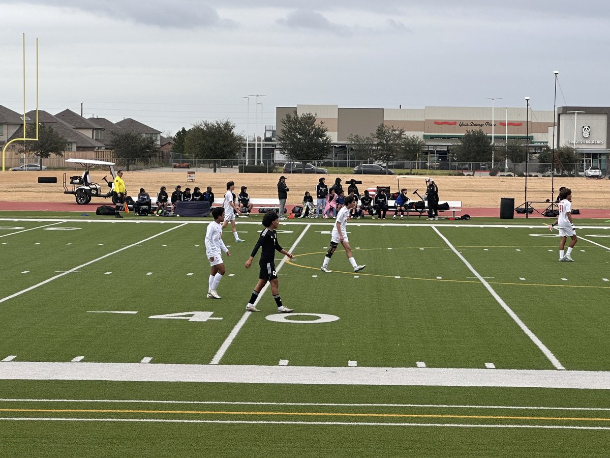Spending my Saturday at the Park! Caught some <a href="/CyParkSoftball/">Cypress Park Softball</a>, <a href="/CyParkHoops/">CyPark Tiger Hoops</a>, and <a href="/CPtigersoccer/">Cy Park Soccer</a> today! #RiseUp <a href="/CyParkAthletics/">Cy Park Athletics</a>