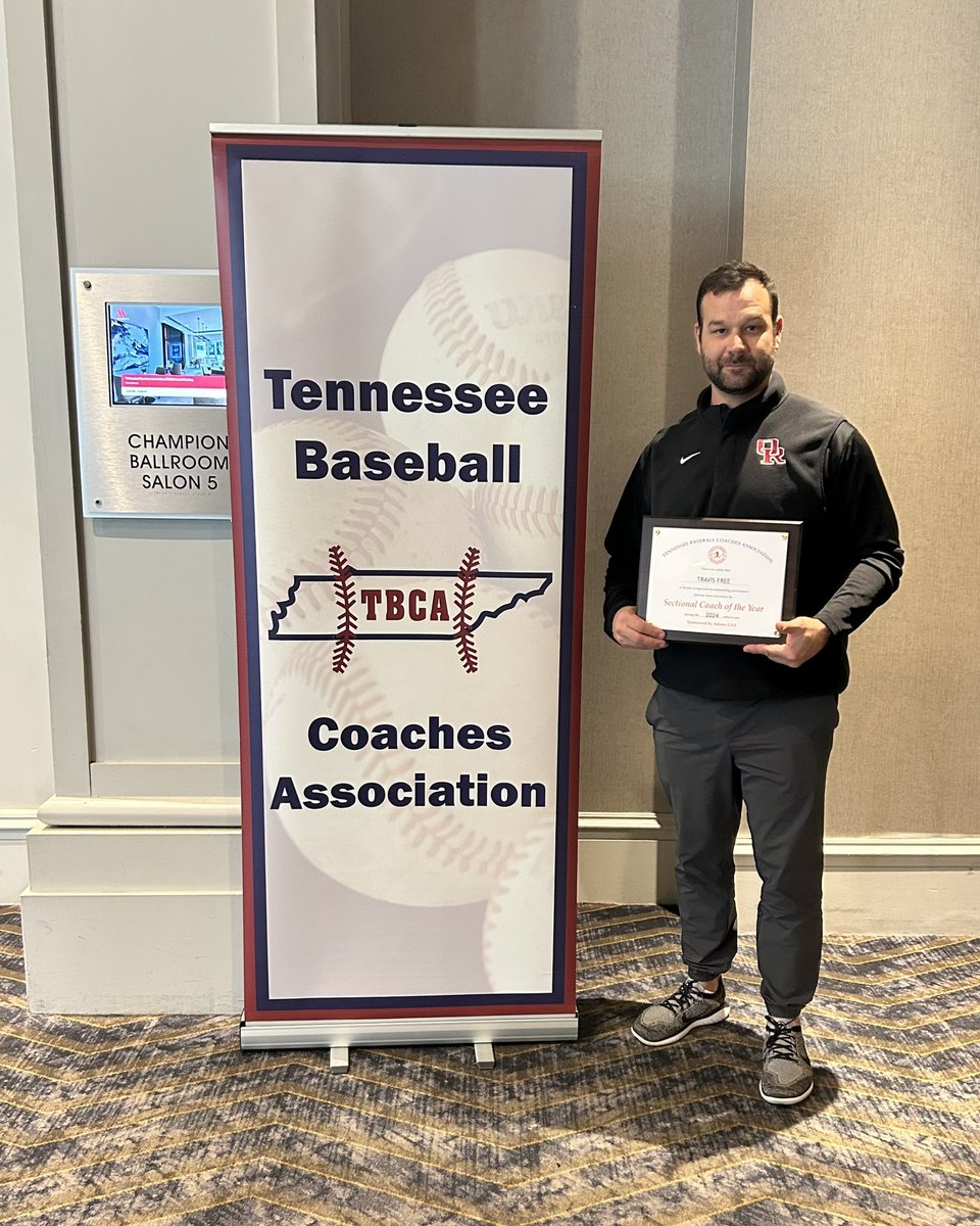 At their annual clinic in Franklin, the Tennessee Baseball Coaches Association presented Coach Free with the Section 1 Coach of the Year award. Coach led the Cats on a magical run to the TSSAA State Tournament last year. Well deserved! 👊