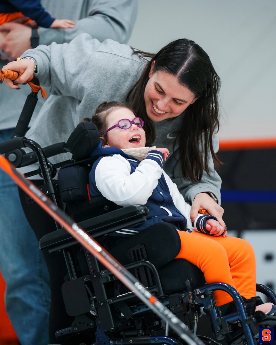 Syracuse Ice Hockey tweet media