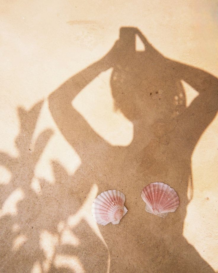 baddieczennie's tweet photo. POV: You're going on a tropical summer vacation 🏝️

An interactive thread 🧵 
🏝️🍹☀️⛱️🍧🌊 https://t.co/U1mryC7NCU