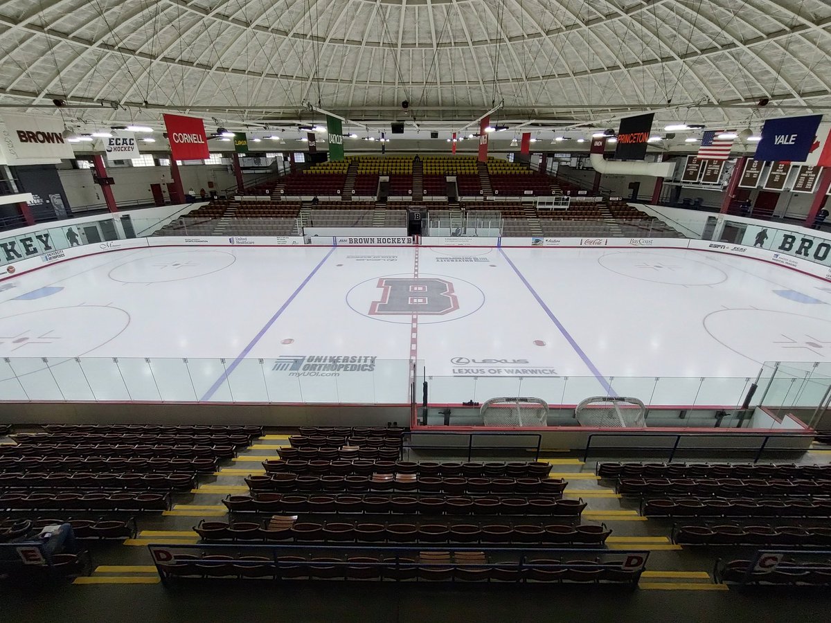 Beautiful scenes at Brown in Providence as <a href="/MosesBrown/">Moses Brown School</a> takes on <a href="/athleticsXHS/">Xavier Athletics</a> at 3pm on <a href="/fosportz/">Sportz Nation</a> <a href="/STAAtalent/">STAA🎙</a>