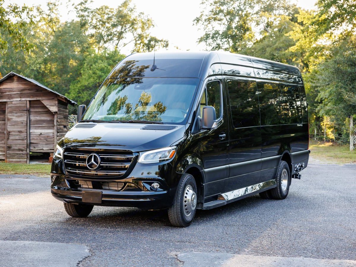 GoRVRentals's tweet image. Adventure awaits, Charlotte! 🚐✨ Discover the freedom of the open road with our top-notch campervans. Head to our website and embark on your next unforgettable journey! buff.ly/3qUjjgy 

#rvrentals #charlotteadventures #explorenc