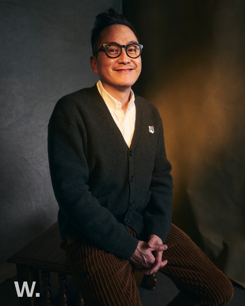 #Sundance2025 ✨ #GlennKaino poses for pics at TheWrap's studio ⭐️

🎬:#HoopsHopesAndDreams
Presented by World of <a href="/Hyatt/">hyatt</a>