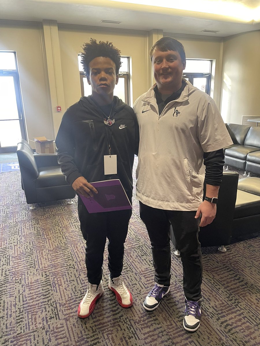 ๐๐ป๐ช๐ญ๐ฎ๐ท ๐๐พ๐ป๐ฒ๐ฏ๐ธ๐ (@buddabraden) on Twitter photo After an amazing visit and an amazing conversation with <a href="/CoachBremmon/">Jacob Bremmon</a> Iโm blessed to receive my 5th offer from <a href="/BuilderFootball/">SC Builder Football</a> ๐๐ค
<a href="/CoachKirby25/">KIRBY</a> <a href="/CoachSavageIV/">Jeff Savage IV</a> <a href="/CoachRiveraMHS/">Dustin Rivera</a> After an amazing visit and an amazing conversation with <a href="/CoachBremmon/">Jacob Bremmon</a> Iโm blessed to receive my 5th offer from <a href="/BuilderFootball/">SC Builder Football</a> ๐๐ค
<a href="/CoachKirby25/">KIRBY</a> <a href="/CoachSavageIV/">Jeff Savage IV</a> <a href="/CoachRiveraMHS/">Dustin Rivera</a>