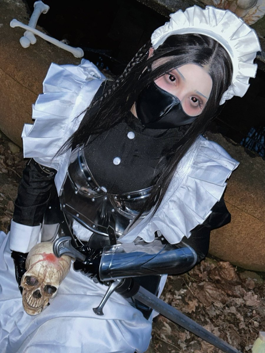 Grimdark maiden 🕸️
#darkfantasy #maid #medieval #fantasy