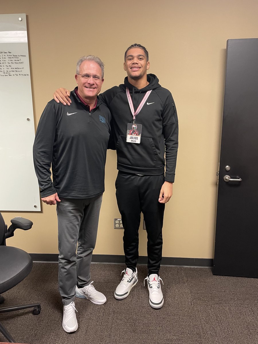 Julius Miles tweet media