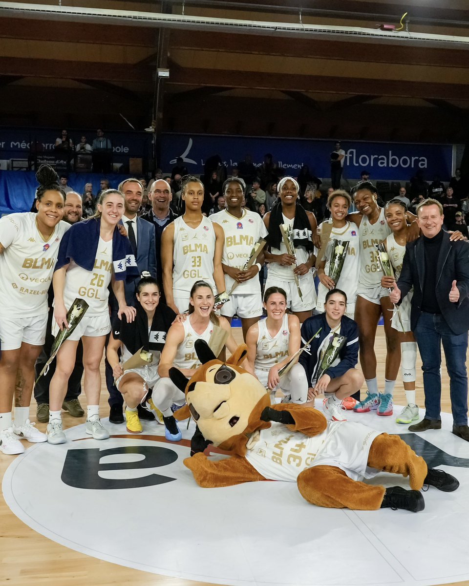 BasketLMA's tweet photo. ✅ VICTOOOIRE ! Quel match, quelle ambiance, quelle soirée ! 🤩

BLMA 85 - 70 ASVEL

#BLMA https://t.co/MYnvhvxjWj