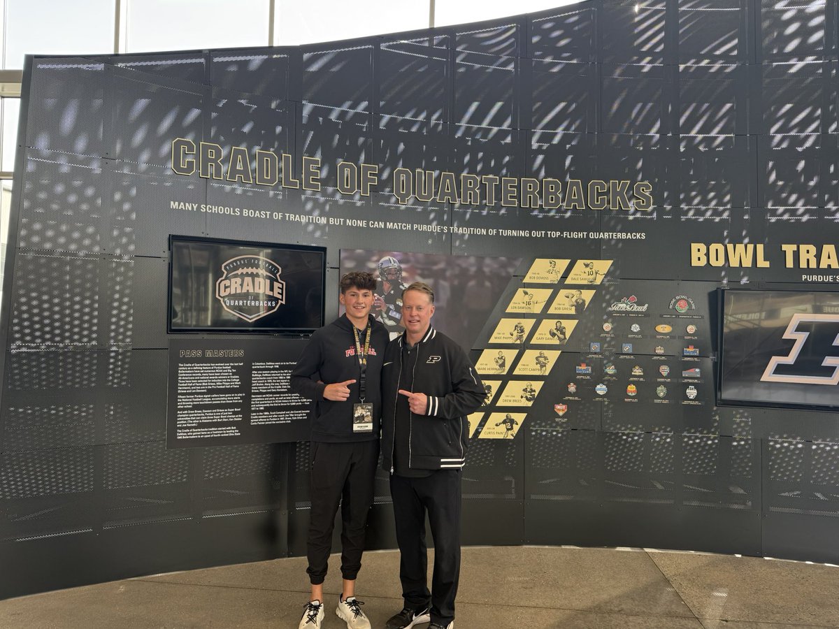 Oscar Sloan (@oscarsloan18) on Twitter photo After a great conversation with <a href="/Coach_Odom/">Barry Odom</a> and <a href="/CoachHinshaw/">Darin Hinshaw</a> I’m thankful to receive to Purdue University!!! #boilerup <a href="/JSimmons_Purdue/">Jason Simmons</a> <a href="/Coach_Henson/">Josh Henson</a> <a href="/bradodom/">Coach B.O.</a> <a href="/CoachNatePurdue/">Nate Dennison</a> <a href="/Coach_NPosey/">Neal Posey</a> <a href="/TylerMillerCFB/">Tyler Miller</a> <a href="/siderjoe/">Joe Siderewicz</a> <a href="/CoachMillz_/">Millz2BeMade Training</a> <a href="/CGTrojanFootbal/">CG Trojan Football</a> After a great conversation with <a href="/Coach_Odom/">Barry Odom</a> and <a href="/CoachHinshaw/">Darin Hinshaw</a> I’m thankful to receive to Purdue University!!! #boilerup <a href="/JSimmons_Purdue/">Jason Simmons</a> <a href="/Coach_Henson/">Josh Henson</a> <a href="/bradodom/">Coach B.O.</a> <a href="/CoachNatePurdue/">Nate Dennison</a> <a href="/Coach_NPosey/">Neal Posey</a> <a href="/TylerMillerCFB/">Tyler Miller</a> <a href="/siderjoe/">Joe Siderewicz</a> <a href="/CoachMillz_/">Millz2BeMade Training</a> <a href="/CGTrojanFootbal/">CG Trojan Football</a>