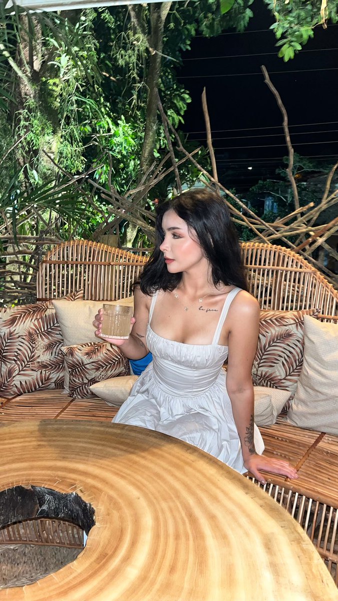 YUNI tweet media