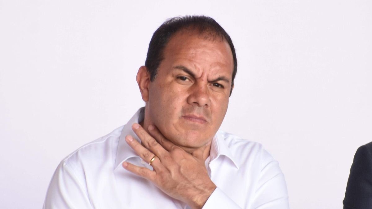 Ladrón de Cuello Blanco ?
 😜