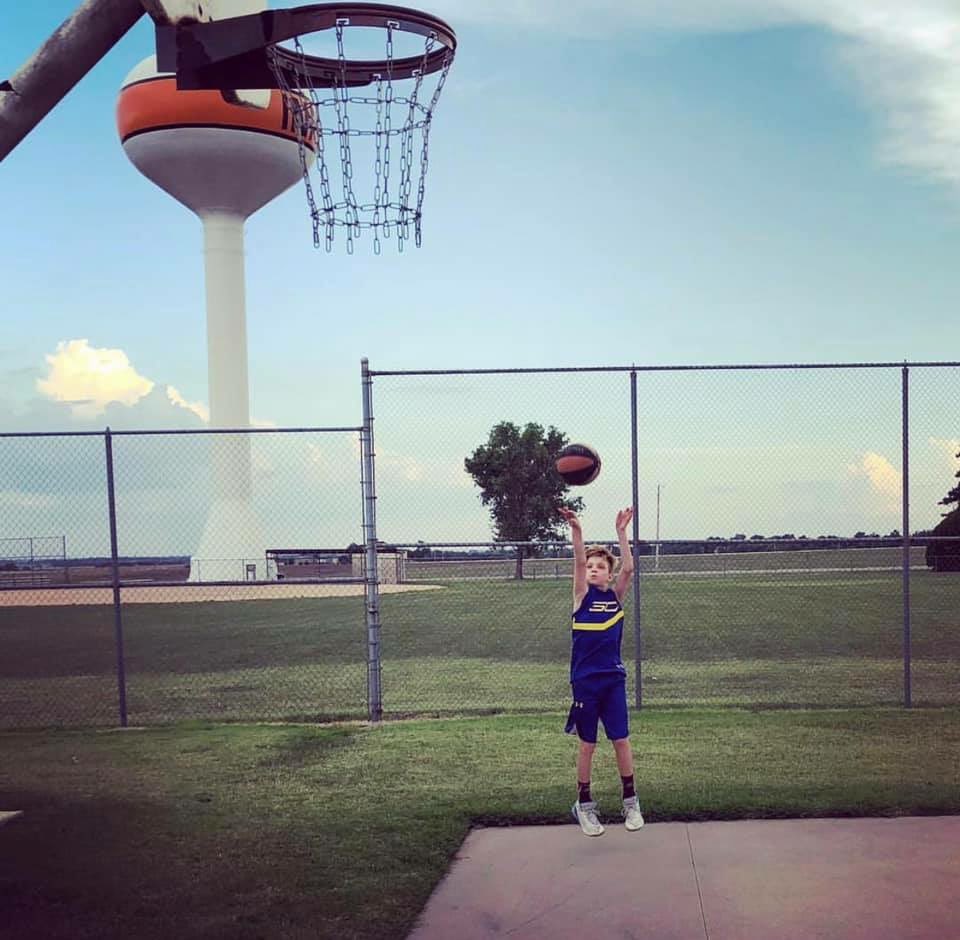Pa✝️riots hold off a 4th quarter run by Dalton to win 78-77.  Quinn Turtle makes 7 threes and 38 points to give him the ALL TIME RECORD for 3’s in a career 492. He now has made at least 100 threes in all 4 years at CCA.
Carter Sims had a double double 10/16 for CCA.