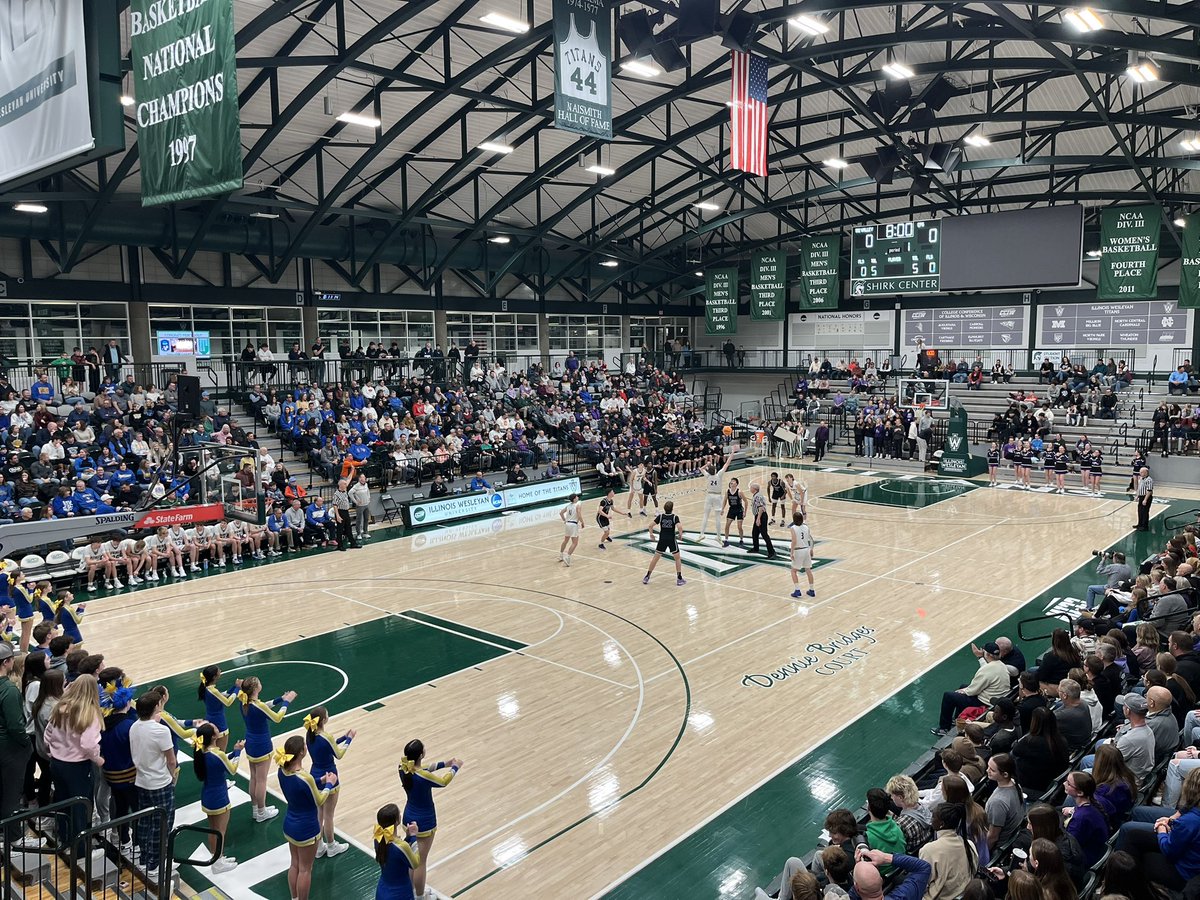HOIConference's tweet image. Tip-off of the 113th Boys McLean County (HOIC) Tournament Championship
#1 Tri Valley vs #2 @EPGTitanHoops