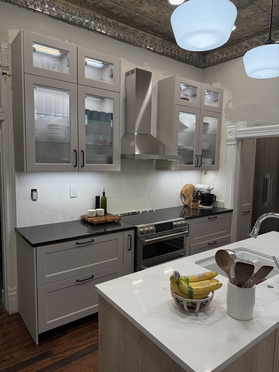 Quinn Nelson tweet media