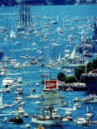 Down_Under_Dad's tweet image. Celebrating Australia day before the woke mind virus started.
The bicentenary of Australia 1988.