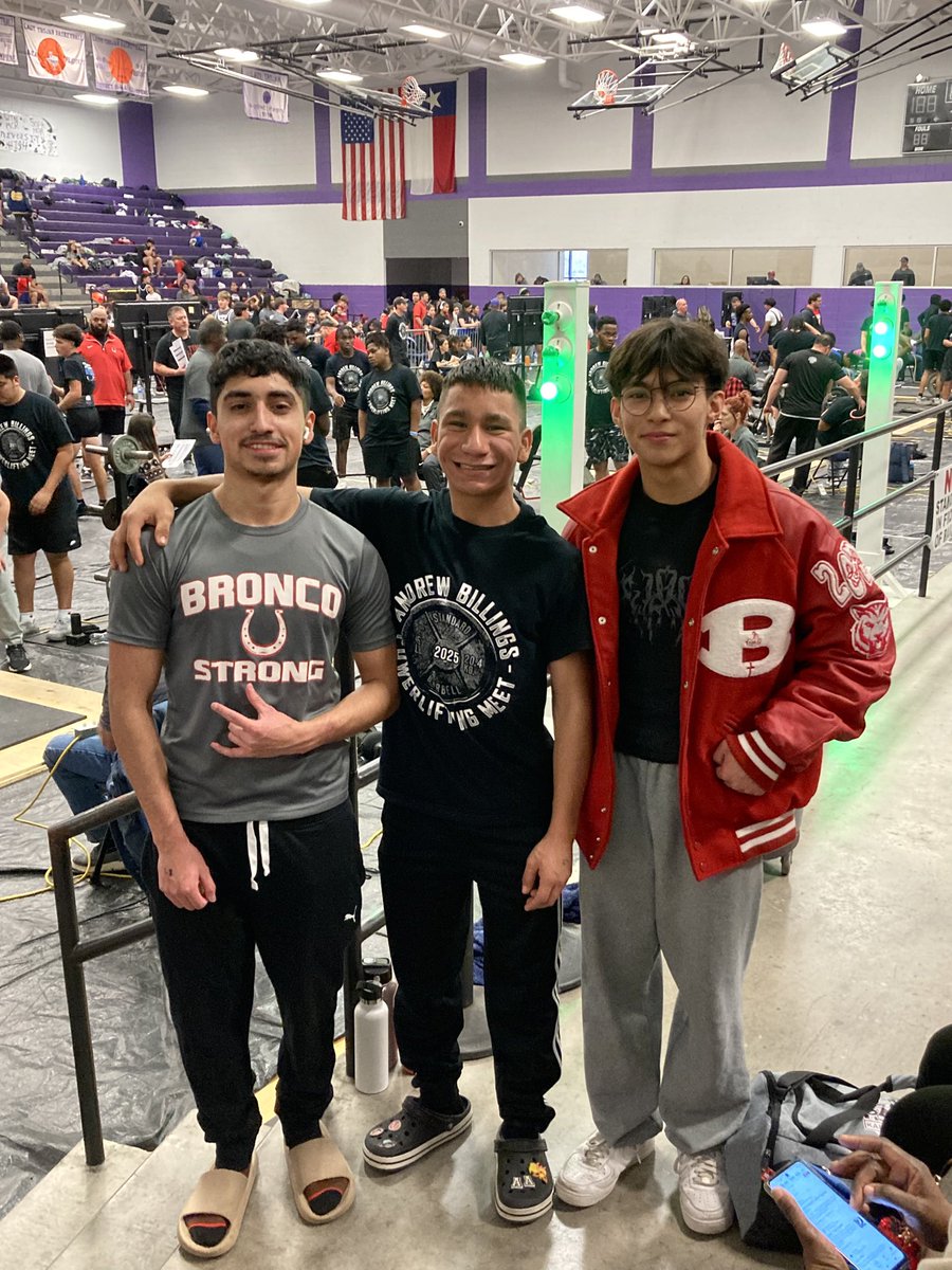 Farreh Cellars tweet media