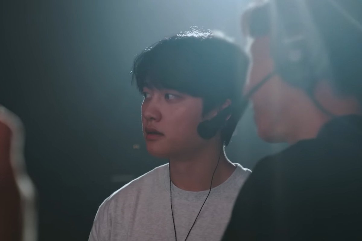 kyungsoo_stan's tweet photo. Kyungsoo's crazy for casually having this face https://t.co/3eVbpVM6sv