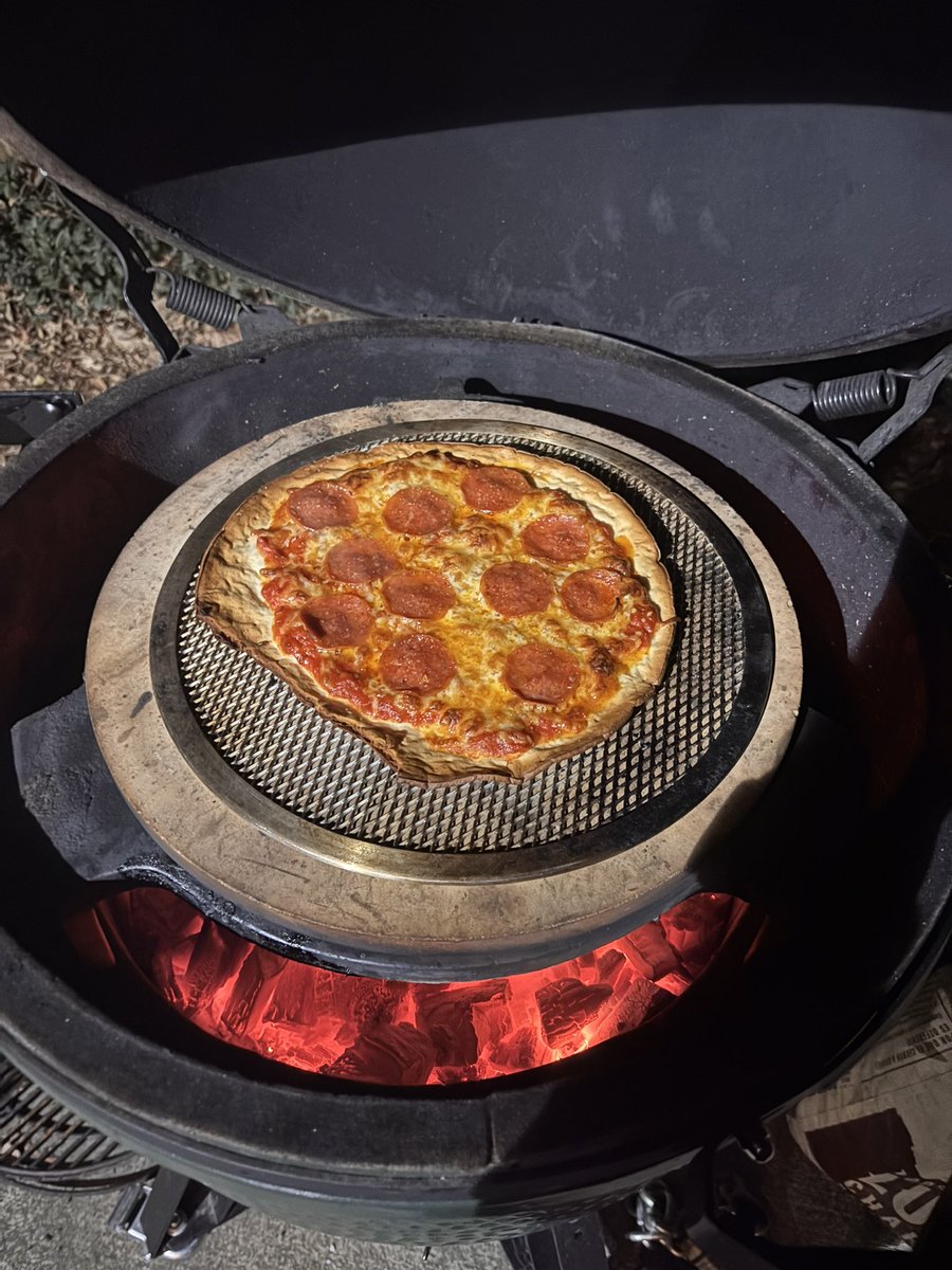 Will_HolySmokes's tweet photo. Pizzas on the @BigGreenEgg with friends 

Hebrews 10:24-25

“And let us consider how to stir up one another to love and good works, not neglecting to meet together, as is the habit of some, but encouraging one another, and all the more as you see the Day drawing near.” https://t.co/AyRgXNV8iq