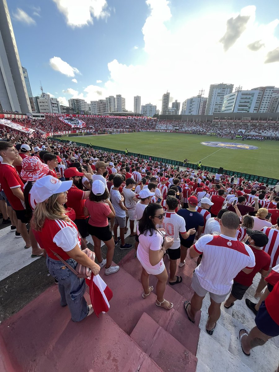 tudo normal em recife 🤣🤣