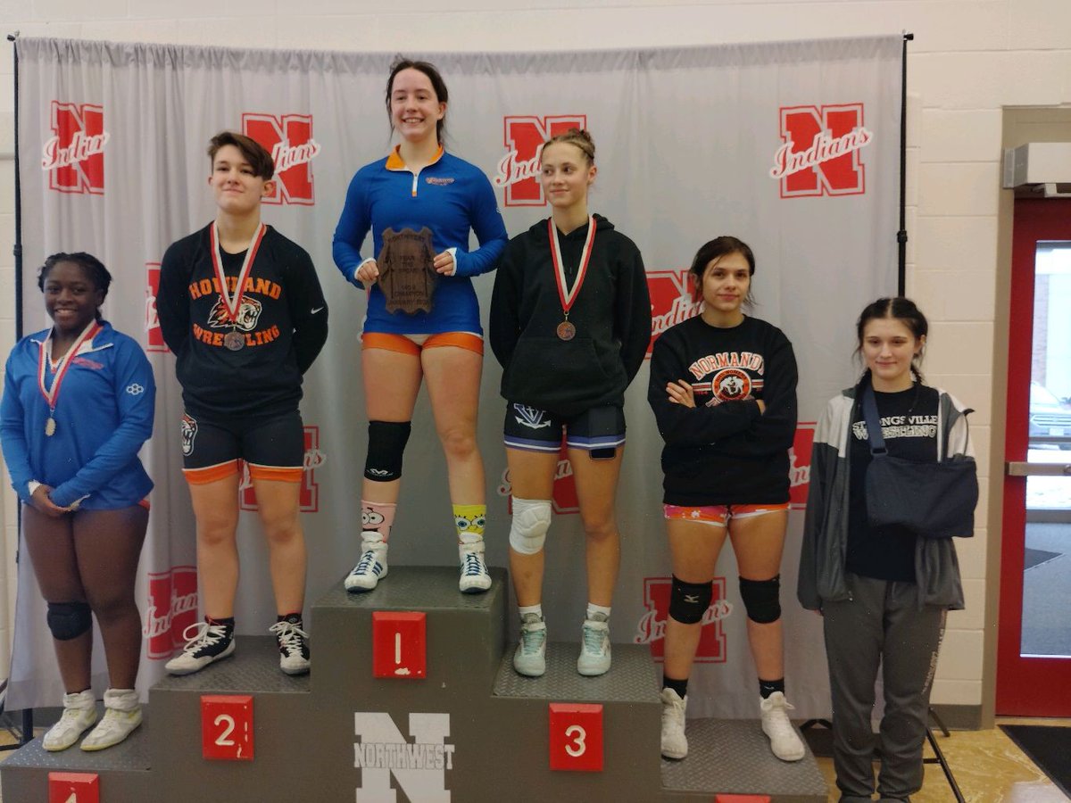 NHSGirlsWrestle's tweet image. Here are your place winners:
Brooke Yontosh- 5th Place
Erta Beqiri- 4th Place 
Brooklyn Madal- 5th Place 
Juliana Campos- 6th Place
Miyah Makoski- 5th Place
Isabella Bonelli- 4th Place 
Tamrah Szucs- 4th Place
Layla Simmons- 3rd Place 

#InvaderStrong #8BigBooms
