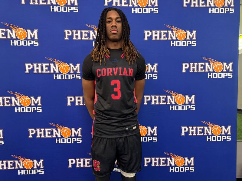 2025 Doug Quarles III <a href="/bballMurphy23/">Ron Murphy</a> was another strong presence on the court. Active on the glass, finished tough shots inside, and was overall active with his game. Finished with 15 points in the win today. #PhenomHoops #TheWellInvitational