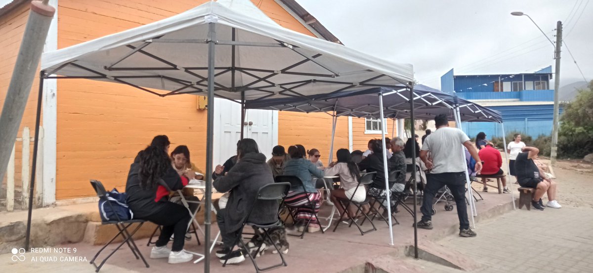 ChungungoP's tweet photo. Cuatro instituciones aceptaron el apoyo brindado para lograr que este día fuera tremendo, muchísima gente entró a Chungungo,un día lleno de esfuerzo, para todos quienes trabajaron, mi gente se la puede ❤️ @biobio @MiRadiols @chef_edgardo @guillermo_alday @YERKO_ALCALDE @Adriaval https://t.co/tCWxPdeIsY