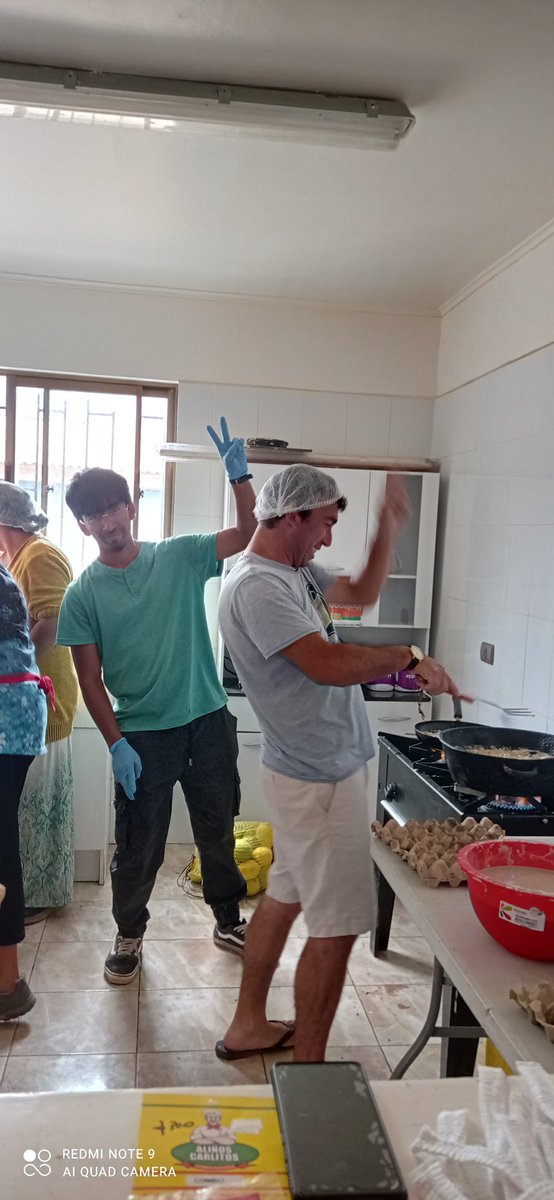 ChungungoP's tweet photo. Cuatro instituciones aceptaron el apoyo brindado para lograr que este día fuera tremendo, muchísima gente entró a Chungungo,un día lleno de esfuerzo, para todos quienes trabajaron, mi gente se la puede ❤️ @biobio @MiRadiols @chef_edgardo @guillermo_alday @YERKO_ALCALDE @Adriaval https://t.co/tCWxPdeIsY