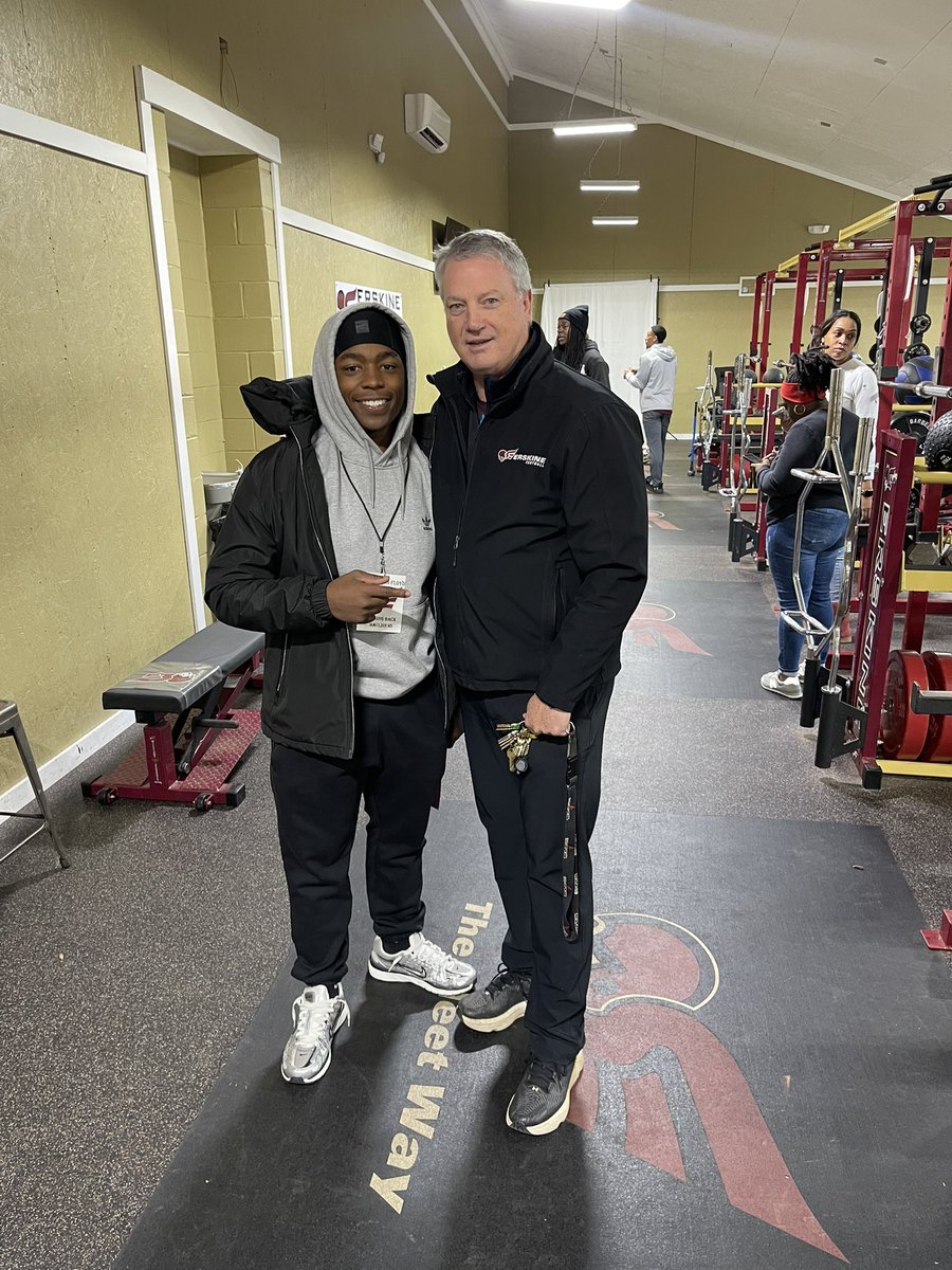 Nehemiah Floyd tweet media