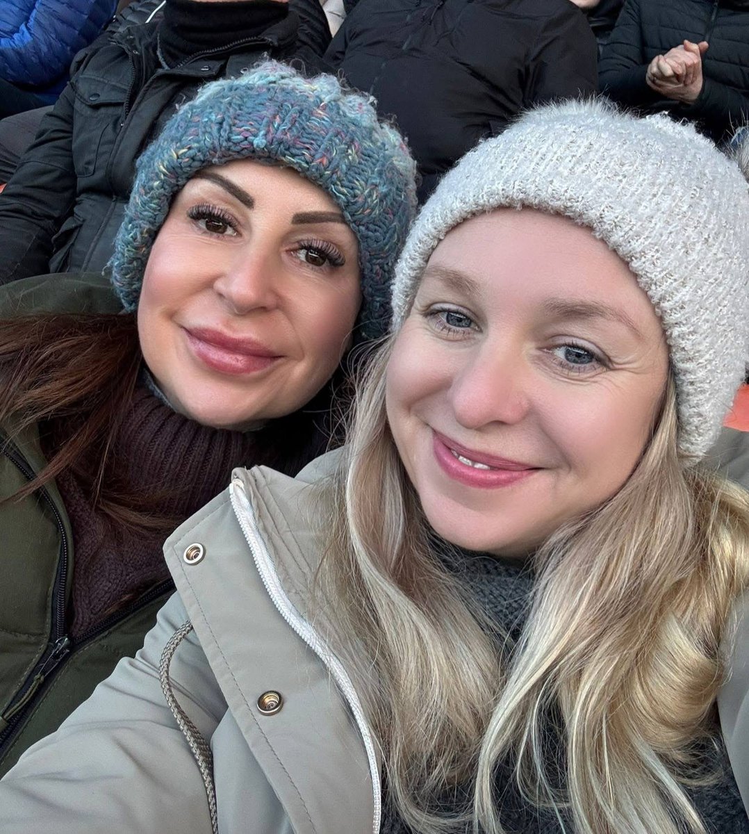 Lots of my favourites today 😘👩🏻‍🤝‍👩🏼⚽️♦️ <a href="/joannewarwick5/">Joanne Warwick</a> <a href="/julie_harrigan/">julie harrigan</a> #motherland #airdrie