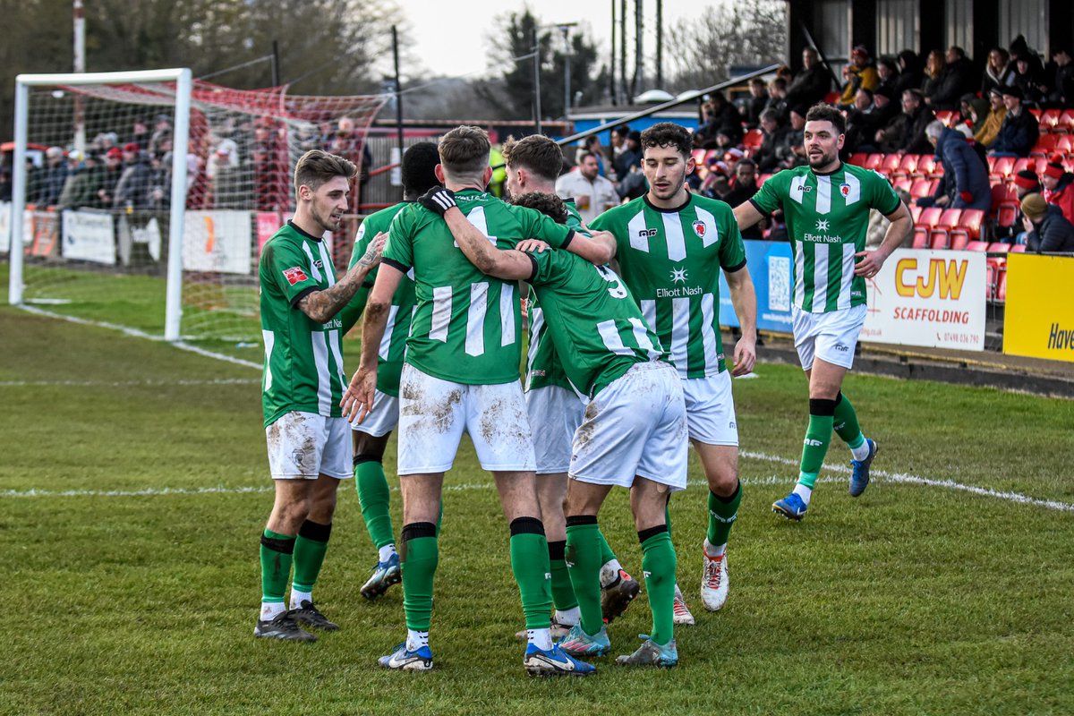 Some group of lads this 💚

Enjoy your weekend, Rouslers 😘