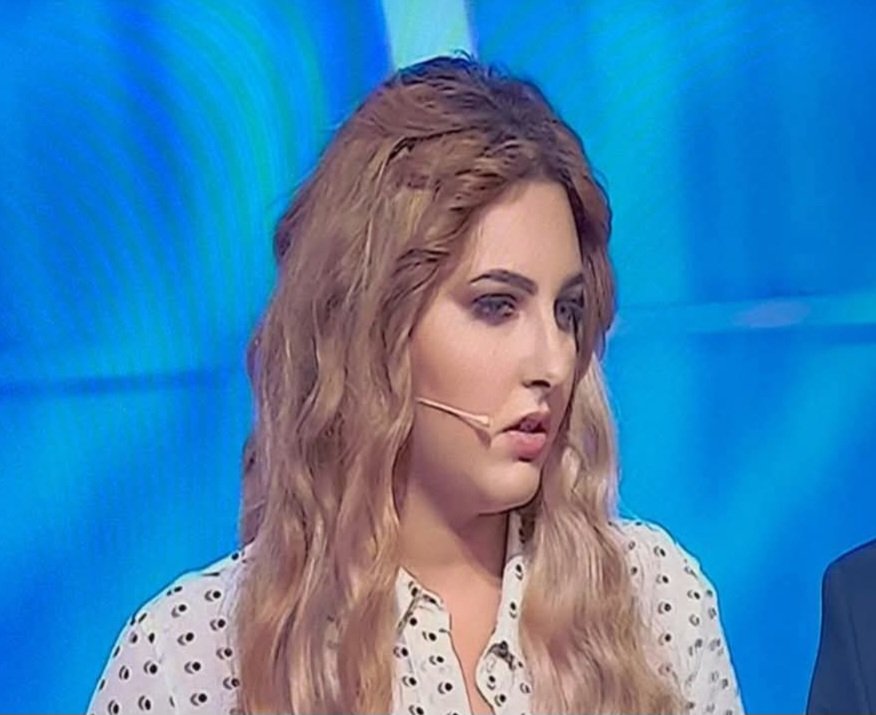 vale3zeta's tweet photo. La rovina degli uomini senza palle

#cepostaperte https://t.co/whVbQw7g5e