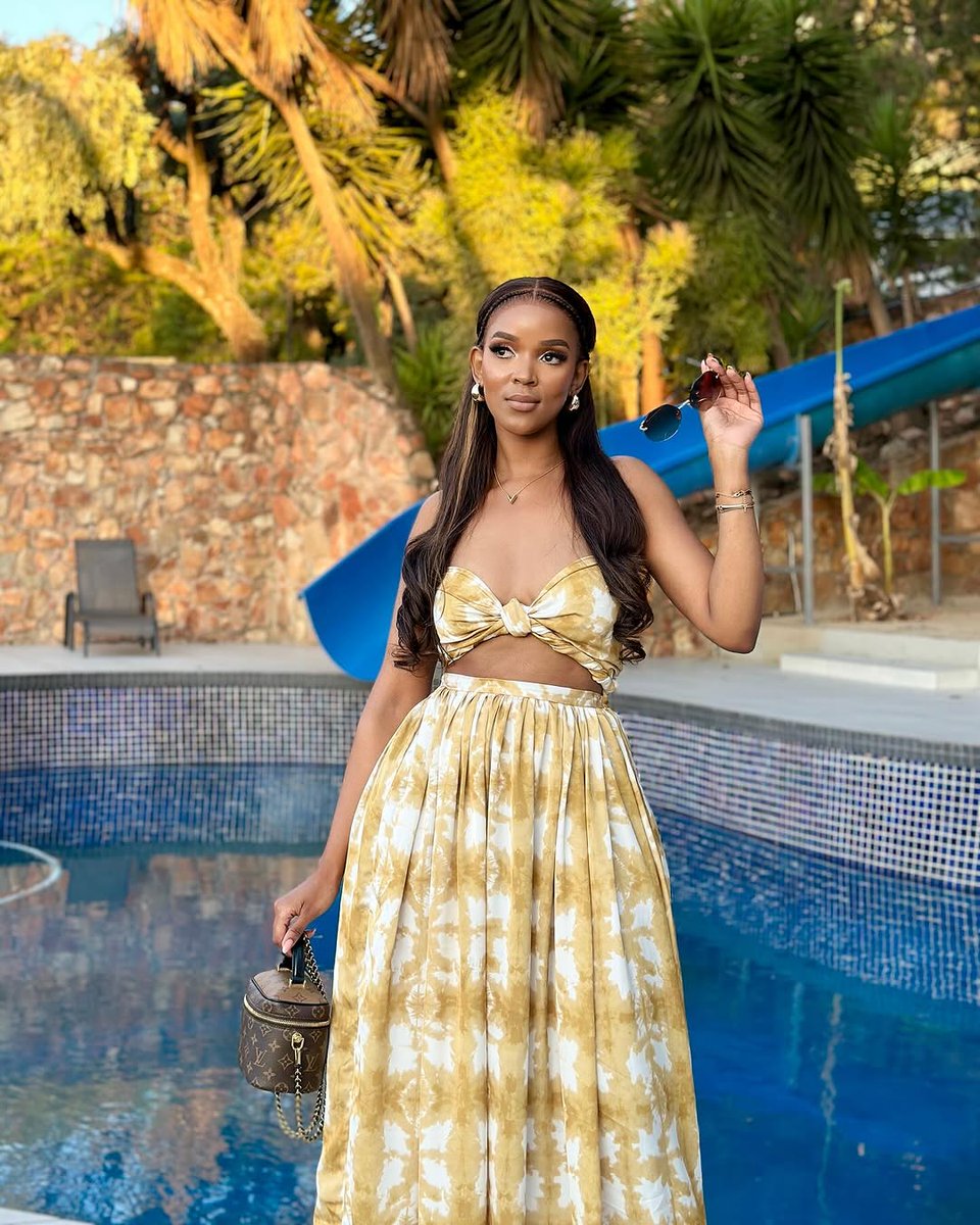 Life is 10% what happens to you and 90% how you react to it.💯