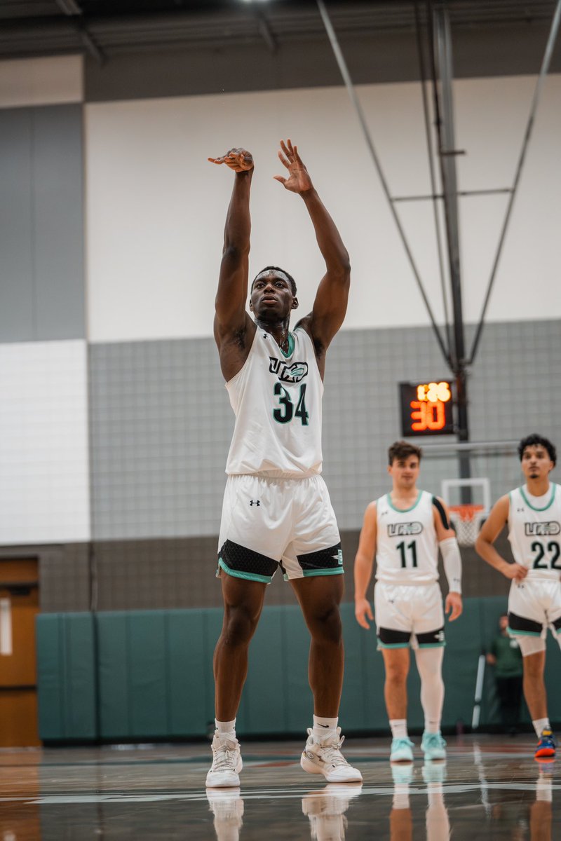 UTDALLAS_MBB's tweet photo. Comet Dominance 💪 #JustUs https://t.co/LJ4xzo7Mh3