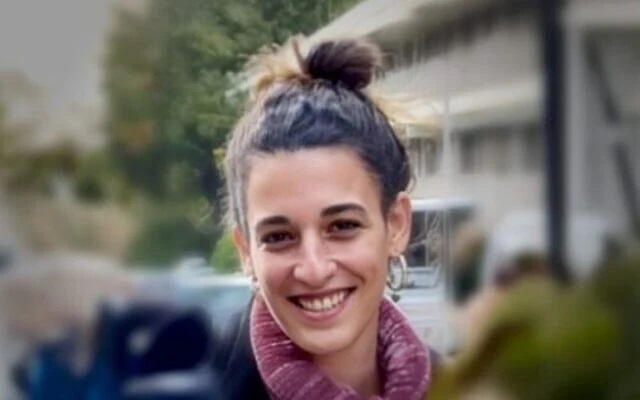 According to Al-Hadath, the hostage Arbel Yehud is being held by what is called the 'Tawhid Brigade,' an Islamist extremist group operating independently in Gaza. She is not with Hamas or Islamic Jihad.

Hamas is currently negotiating with them to hand her over, which is why