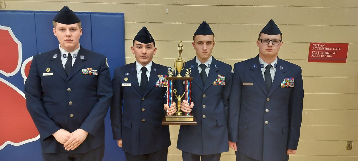 AFJROTCPHS's tweet photo. 3rd place winner for Armed Color Guard! https://t.co/aBIyWkM0mr