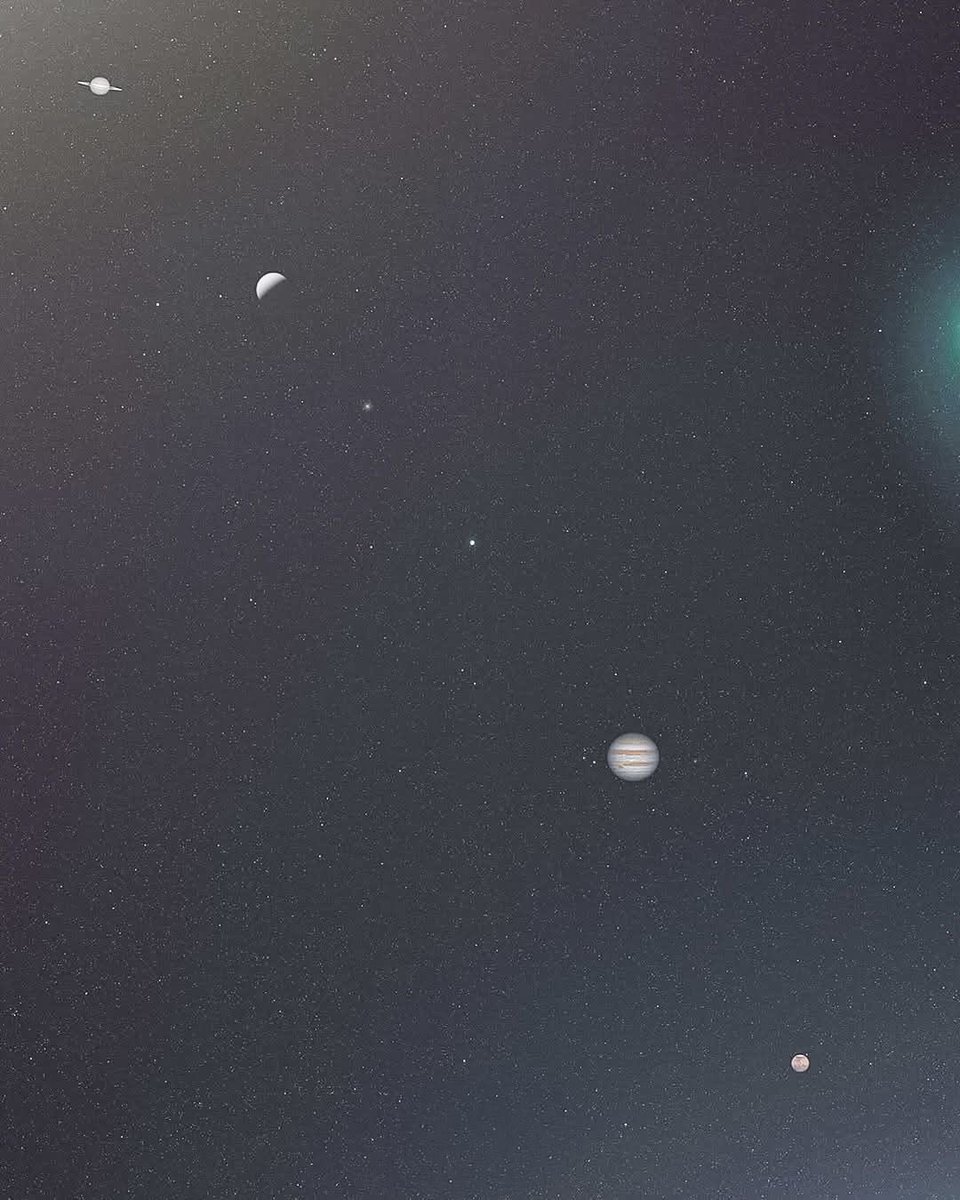 keyfipyIasimIar's tweet photo. Satürn, Venüs, Neptün, Uranüs, Jüpiter ve Mars, yüz yıllar sonra buluştu. 

(IG: cosmic_background) https://t.co/AqeQsb3Ef5
