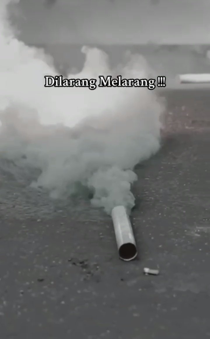 deltakilo1976's tweet image. Jangan lupa di larisi pedagange dan tertib di jalan.

Waktunya PSS menang

#pssday
#point3
#superelja