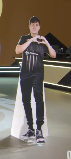 Shu Hari tweet media