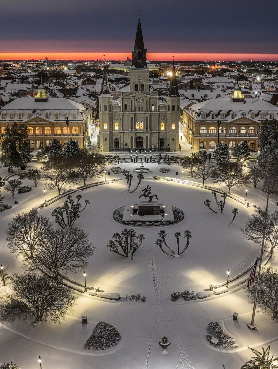 marcorasi1960's tweet image. This was my first drone photo after the snowstorm in New Orleans — I’d like to share a little personal story. On Monday, when the forecasters were predicting a snowstorm, we decided to check into a French Quarter hotel, as I imagined the roads would close and the drive from my…