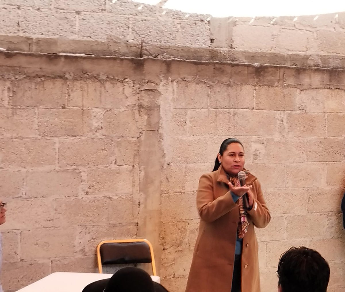 lineadecontrast's tweet photo. #YaLoSabes
🙋🏽♀️🙋🏽♂️ @AnaLiliaRivra realiza asamblea informativa en #Apizaco
El poder tiene sentido y virtud cuando se pone al servicio del pueblo: ALRR
https://t.co/knk8znQQ8Q
#lineadecontraste https://t.co/RuuDtbJyus