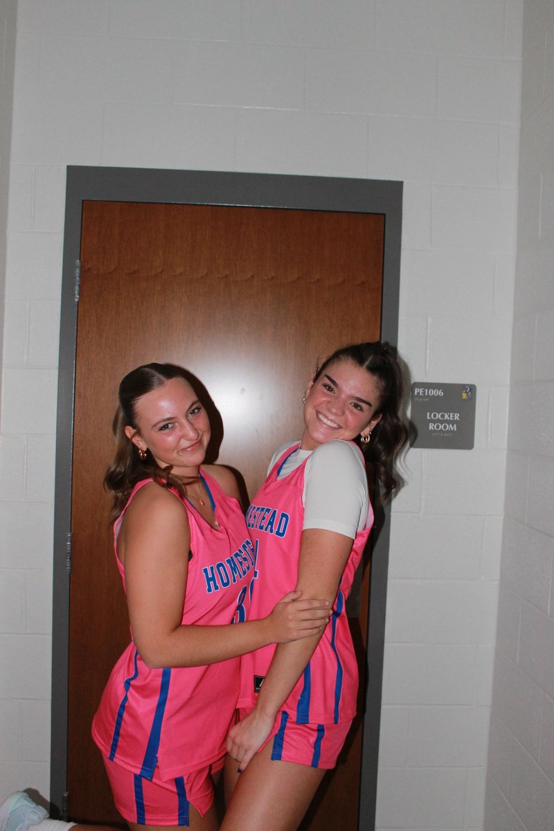 WAnkenbruck's tweet photo. Pink out game!!! 🩷🩷 https://t.co/SothdFuiS3