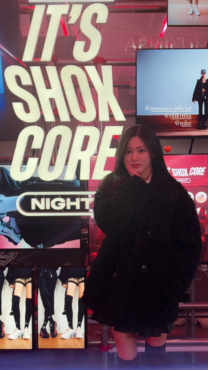 vanishingstripe's tweet photo. #Eunbin's story 250125: at Shox Core Night with Ga-bin Olivia Kim
π¦: β€οΈ π
#CLC #μ¨μμ¨ #KWON_EUNBIN #κΆμλΉ #EUNBEAN #μλΉ @CUBECLC https://t.co/IlmICPYjoN