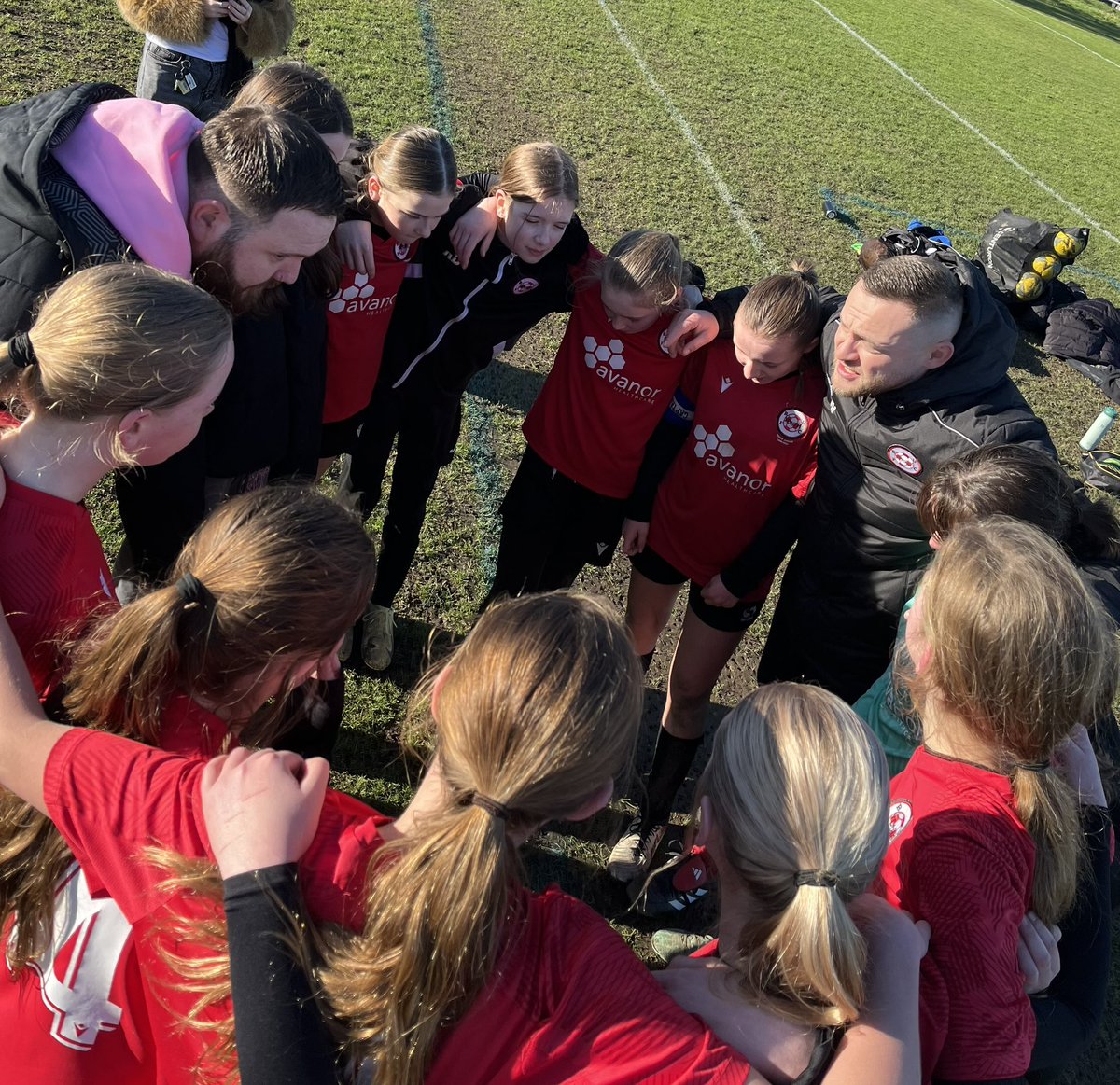 Blofield Utd Youth FC U13 Girls 🖤❤️⚽️ tweet media