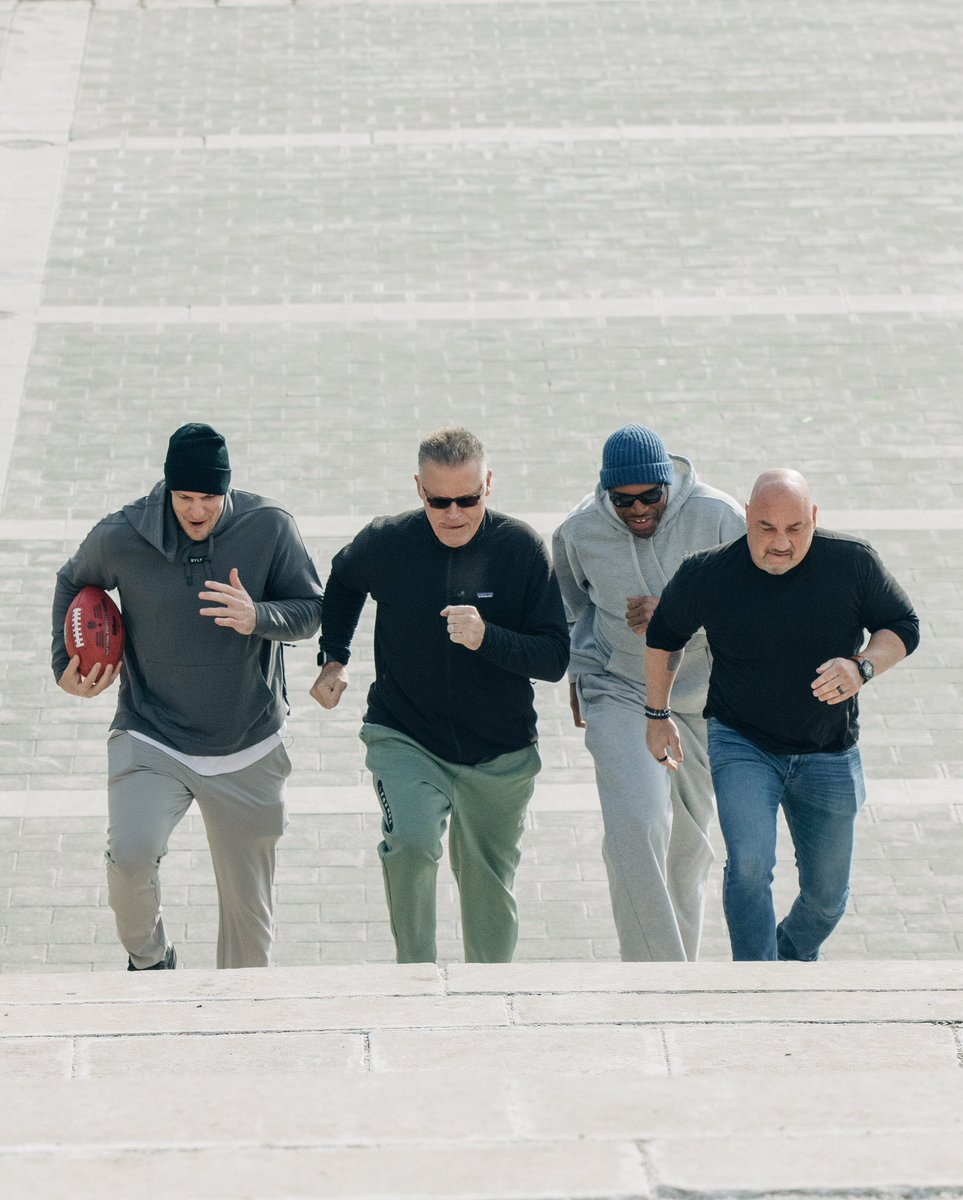 FOX Sports: NFL tweet media