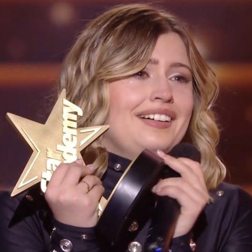 ON L’A FAIT !! Si fière 🥹🥹
Félicitations ma mimi tu mérites tellement ❤️ #MarineLaVictoire #StarAcademy #StarAcademy2024 #StarAcademyLeLive