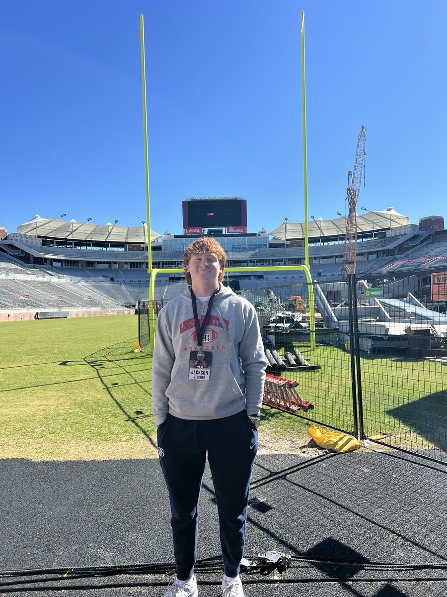 Thank you to <a href="/Coach_TokarzQB/">Coach Tony Tokarz</a> <a href="/CoachBBognar/">Brendan Bognar</a> and of course <a href="/Coach_Norvell/">Mike Norvell</a> and <a href="/CoachGusMalzahn/">Coach Gus Malzahn</a> for a great Junior Day! Excited for a chance to throw for you guys soon!
#GoNoles🍢 

<a href="/Coach_Kruz/">Garrett Kruczek</a> <a href="/baylintrujillo/">Baylin Trujillo</a> <a href="/StuntmanAth/">STUNTMAN ATHLETICS</a>