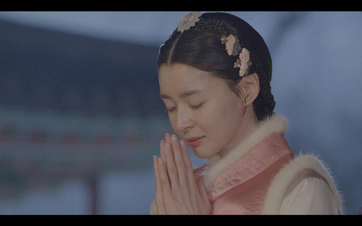오늘은 암행어사 마지막 방송입니다. 모두 건강하시고 행복하셨으면 좋겠습니다♥️ 그동안 지켜봐 주셔서 감사했습니다🐰💕 새해 복 많이 받으세요.