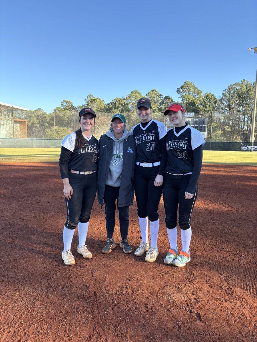 Thank you so much Coach <a href="/CoachJ34/">Brittany Johnson</a> and Coach Soza for hosting such an involving camp! I loved meeting the team and touring the athletic part of campus! It was so much fun! <a href="/GCSU_Softball/">GCSU_Softball</a> <a href="/EcDingler/">GA Impact Dingler</a>